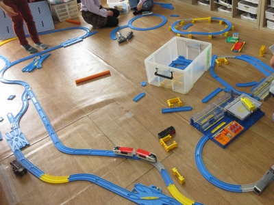 【巨大な線路】